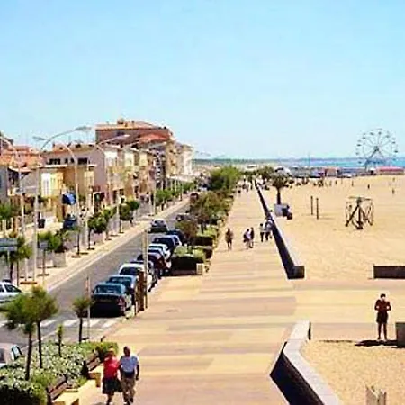 House With 2 Bedrooms In Valras Plage With Shared Pool Enclosed Garden And Wifi 50 M From The Beach Feriehus