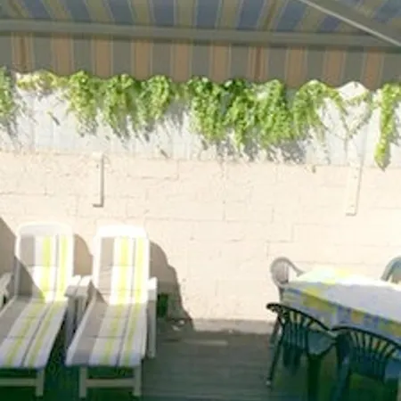 House With 2 Bedrooms In Valras Plage With Shared Pool Enclosed Garden And Wifi 50 M From The Beach * Valras-Plage